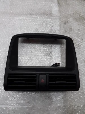 DUAL CENTER AIR VENT W/ RADIO BEZEL 2003 HONDA CRV CR-V Z-123P - Изображение 1 из 4