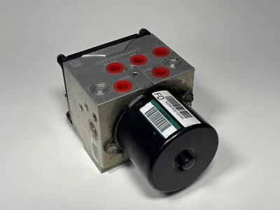 CHEVROLET SILVERADO 2500HD 3500HD GMC SIERRA ABS Anti Lock Brake Pump EBCM - Image 1 of 4