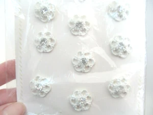 9 Vintage weiße Mode Knöpfe Strass Mitte auf Karte 1/2" Wert H2 - Bild 1 von 7