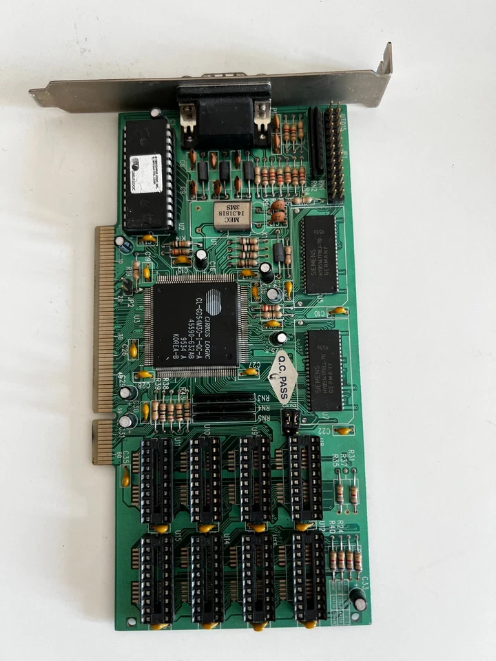 Scheda video CIRRRUS LOGIC CL-GD54M30 - Immagine 1 di 1