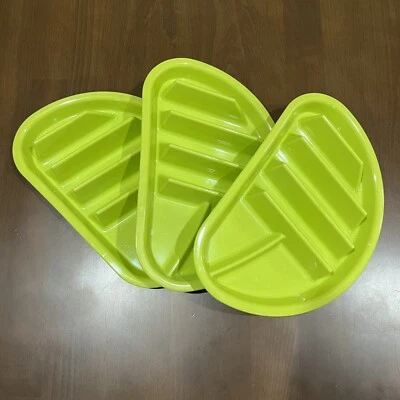 Arrow Fiesta Taco Plate Set of 3 Avocado Green Plastic BPA Free Made In USA - Image 1 of 4