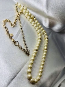 Banana Republic Necklace Off White Faux Pearl And Rhinestone Bead Gold Toned - Picture 1 of 3