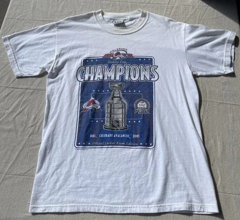 Colorado Avalanche 2001 Stanley Cup Champions Locker Room Tee Shirt Used Vintage Cover