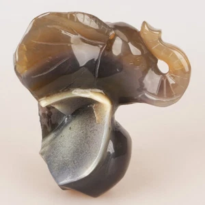 4.7" Natural Geode Agate Quartz Crystal Hand Carved Elephant Animal Carving 872g - Picture 1 of 8