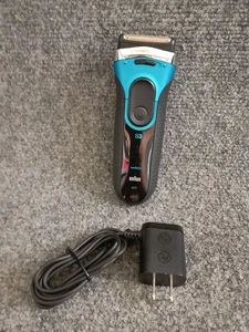Braun Series 3 ProSkin Rasierer 3040s Wet & Dry Rasierer Typ 5416 - Bild 1 von 8
