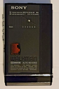 Vintage SONY WALKMAN WM-F100III FM/AM STEREO CASSETTE PLAYER WITH CASE Tested - Picture 1 of 6