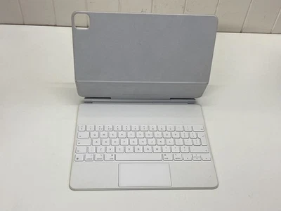 Apple Magic Keyboard for 12.9inch iPad Pro 6 5 4 3 Gen iPad Air 13 Brit English - Image 1 of 4