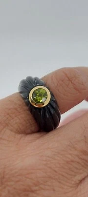 Anillo de oro amarillo de 14k con peridoto facetado ONYX, anillo de ónix, anillo de piedra maciza Foto 1 de 4
