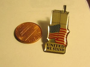 UNITED WE STAND Remember September 11 2001 Twin Towers Pin - Picture 1 of 2