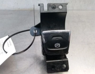 2015 CHRYSLER 200 ПЕРЕКЛЮЧАТЕЛЬ АВАРИЙНОГО ТОРМОЗА - Изображение 1 из 4