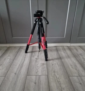 Neewer Tripod SA2624 Red, with carry bag - Picture 1 of 4