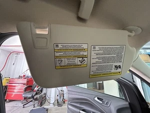Driver Sun Visor Without Sunroof With Illumination Fits 13-19 ESCAPE 337509 - Picture 1 of 12