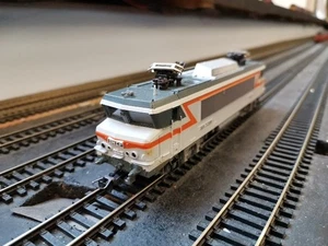 Roco HO 04199 SNCF BB 7200 BB 7201 Grey & Orange Livery Electric Locomotive - Picture 1 of 13