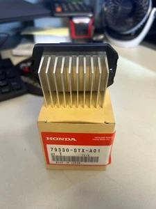 Genuine Honda Civic Type R FK2 Heater Resistor ( *** 79330-STX-A01 *** ) - Picture 1 of 4