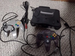 Nintendo 64 N64 OEM Console Complete Bundle with 2 Controllers all Cords - Picture 1 of 2