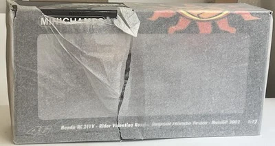 Minichamps 122 027146 Honda RC211V race bike V Rossi Repsol MotoGP 2002 1:12th - Image 1 of 4