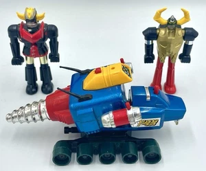 1978 Shogun Warriors Grendizer & Gaiking 3.5" Robots + Tank PB-10 Japan Diecast - Picture 1 of 7