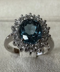 18Kt White Gold Ring With Natural Diamonds And London Blue Topaz Ct. 2.83 - Picture 1 of 5