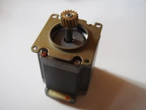 Moteur JAPAN SERVO KH56LM2U003 - Picture 1 of 3