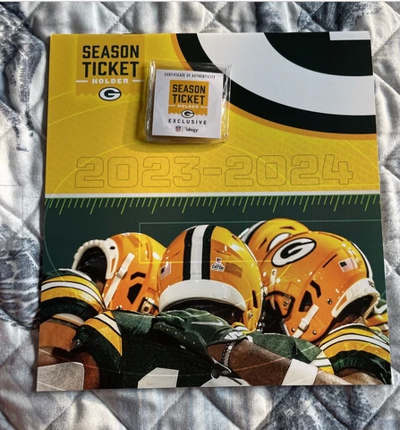 2023 Green Bay Packers Season Ticket Holder Gift Calendar and Coin Cover
