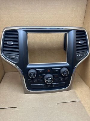 2014-2015 Jeep Grand Cherokee Temperature Control Unit Radio Bezel 05091840AF - Image 1 of 4