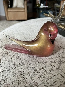 MURANO VINTAGE GLASS BIRD PINK WITH GOLD FLECKING 6”x 4” GORGEOUS! - Picture 1 of 12