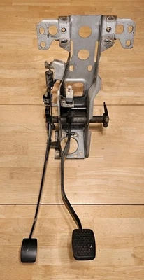 92-95 SUZUKI SIDEKICK GEO TRACKER 5-СТУПЕНЧАТЫЙ ОРИГИНАЛЬНЫЙ БЛОК СЦЕПЛЕНИЯ И ТОРМОЗА - Изображение 1 из 4