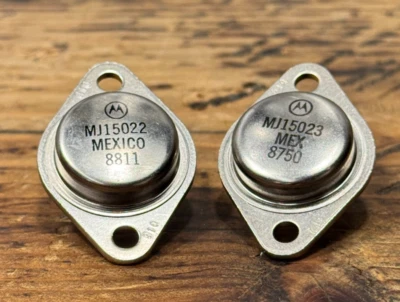 1 x PAR MJ15023 + MJ15022 Amplificador Transistor Audio Potencia TO-3 Motorola *NOS* Foto 1 de 4