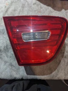 2007-2010 HYUNDAI ELANTRA SEDAN DRIVER SIDE (LEFT) LID MOUNTED TAIL LIGHT - Picture 1 of 4