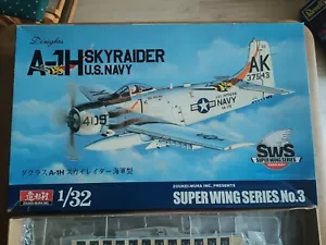SWS A-1H Skyraider US.Navy 1/32 SEALED INSIDE - Picture 1 of 2