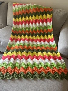 Handmade Crocheted Afghan Chevron/Ripple Pattern - Picture 1 of 3