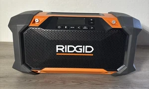 RIDGID R84089 18V Hybrid Jobsite Radio with Bluetooth Technology (NO POWER CORD) - Picture 1 of 5