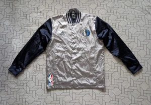 ● CHAQUETA RARA DALLAS MAVERICKS 2014 NBA PLATEADA ADIDAS TALLA HOMBRE ADULTO M ● - Imagen 1 de 19