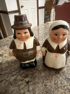Thanksgiving Salt & Pepper Set - 2014 - Publix - Picture 1 of 4