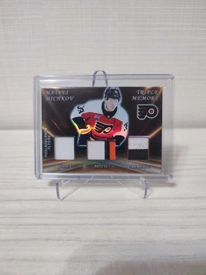 Tarjeta de triple parche Spectrum Matvei Michkov 2025 3/10 Philadelphia Flyers #T-MM Foto 1 de 2