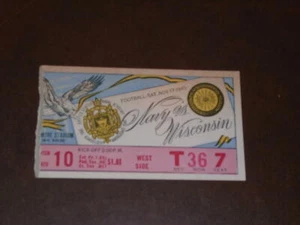 1945 WISCONSIN AT NAVY FOOTBALL TICKET STUB EX-MINT - Bild 1 von 2