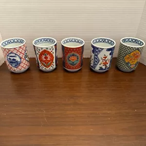 Lotto 5 tazze da tè sake porcellana asiatica giapponese vintage fiori - Foto 1 di 11