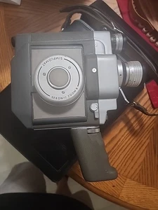 Vintage Sekonic Zoom 8 - Simplomat Model 100 8mm Movie Camera with Case - Picture 1 of 3