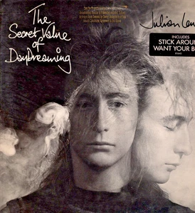 JULIAN LENNON on LP " THE SECRET VALUE OF DAYDREAMING '" rock - Picture 1 of 1