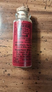 Antique Carter's Little Liver Pills Laxative Aid Bottle Mostly Full - Picture 1 of 6