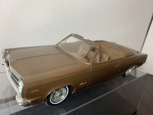 Jo-Han 1967 AMC Ambassador Convertible Promo Car Friction Model - Picture 1 of 15