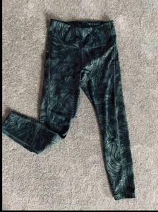 Athleta Ultimate stash pocket 7/8 tight marble gray Leggings Small - Picture 1 of 4
