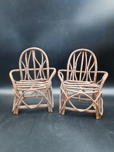 Pair Of Rustic Doll Vine Chairs - Picture 1 of 3