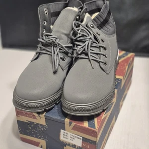 Neue graue Damen-Stiefeletten Größe 11 - Bild 1 von 10