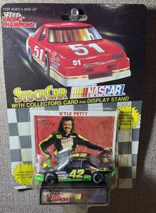 1992 Kyle Petty #42 Stock Car Racing Champions 1:64 Mello Yello Days Of Thunder - Bild 1 von 3