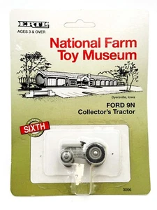 1/64 Ford 9N Tractor National Farm Toy Museum - Picture 1 of 1