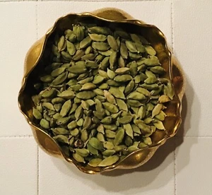 Cardamom Choti Elachi Indian Herb Health Food Adds Flavor & Aroma to Food 3.2 oz - Picture 1 of 3