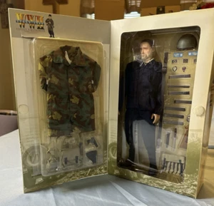1/6 Dragon WWII Italian Paratrooper 70423 "Franco Rizzoli" NIB - Picture 1 of 17