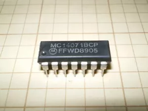 MC14071BCP CD4071B 4071B CMOS cuádruple 2 entradas o puerta - Imagen 1 de 1