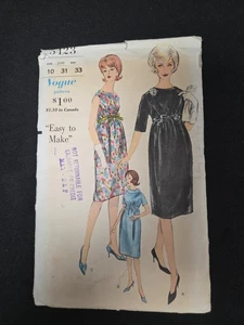 Vogue Sewing Pattern #5423 Dress Size 10 Bust 31 Hip 33 1960s Vintage Cut - Imagen 1 de 2